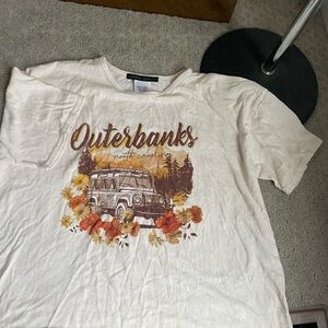 Alternative Cream Graphic Tee with Autumn Design